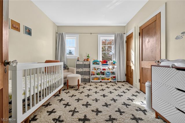 2263 Warren Road, Lakewood, OH 44107