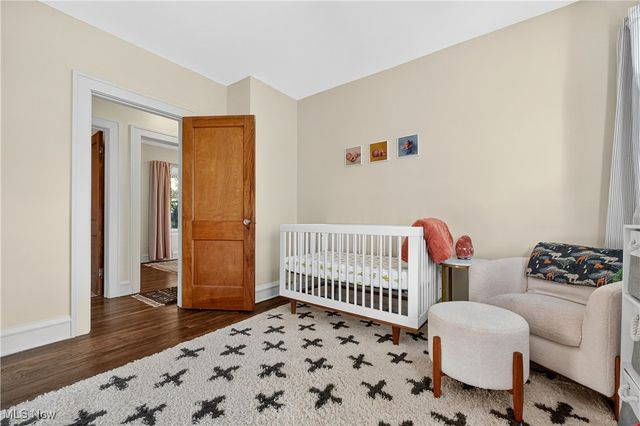 2263 Warren Road, Lakewood, OH 44107