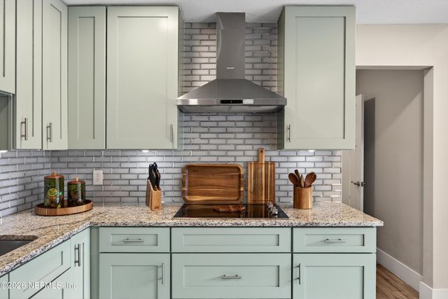 4021 FIELD BROOK Lane, Jacksonville, FL 32223