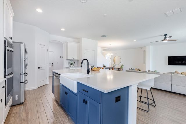 533 AVILA PLACE, Howey In The Hills, FL 34737