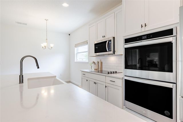 533 AVILA PLACE, Howey In The Hills, FL 34737