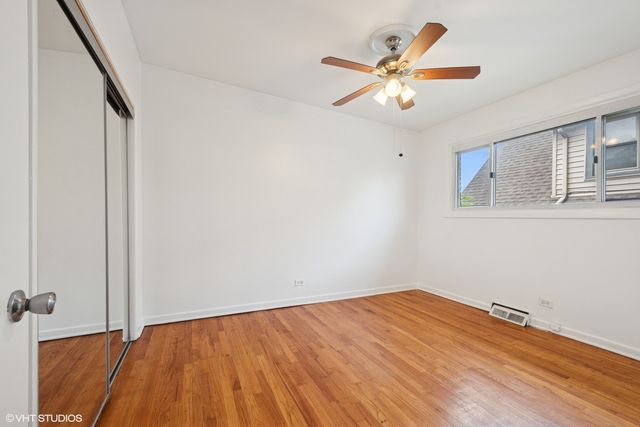 2208 Foster Street A, Evanston, IL 60201