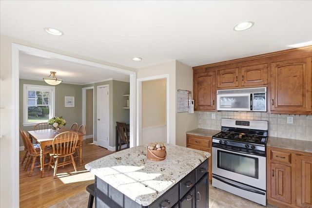 7 David Drive, Blackstone, MA 01504