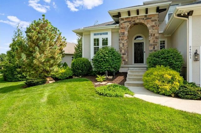 24051 W 121st Street, Olathe, KS 66061