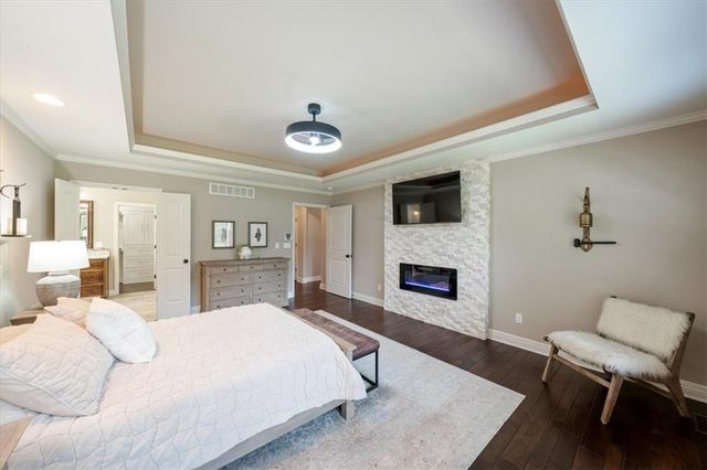 24051 W 121st Street, Olathe, KS 66061