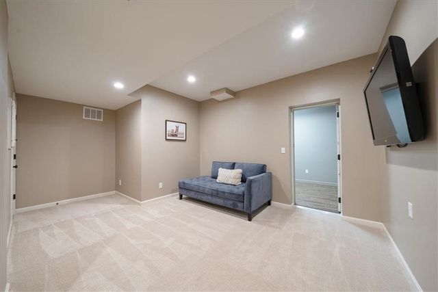 24051 W 121st Street, Olathe, KS 66061