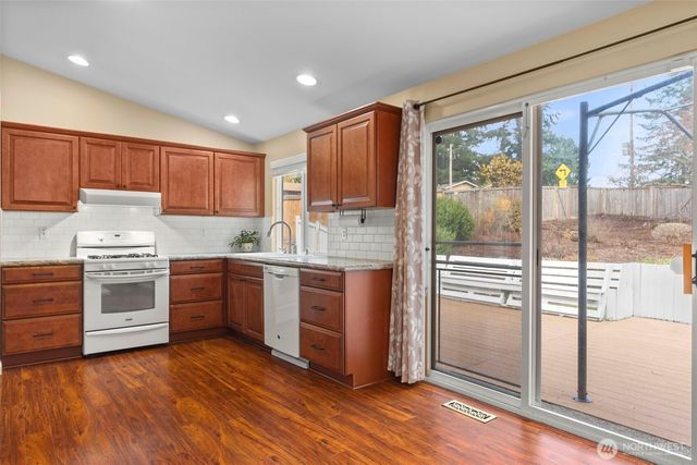 4100 Arbor Drive SE, Lacey, WA 98503