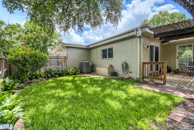 11009 Whisper Valley Street, San Antonio, TX 78230