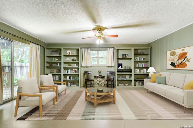 11009 Whisper Valley Street, San Antonio, TX 78230