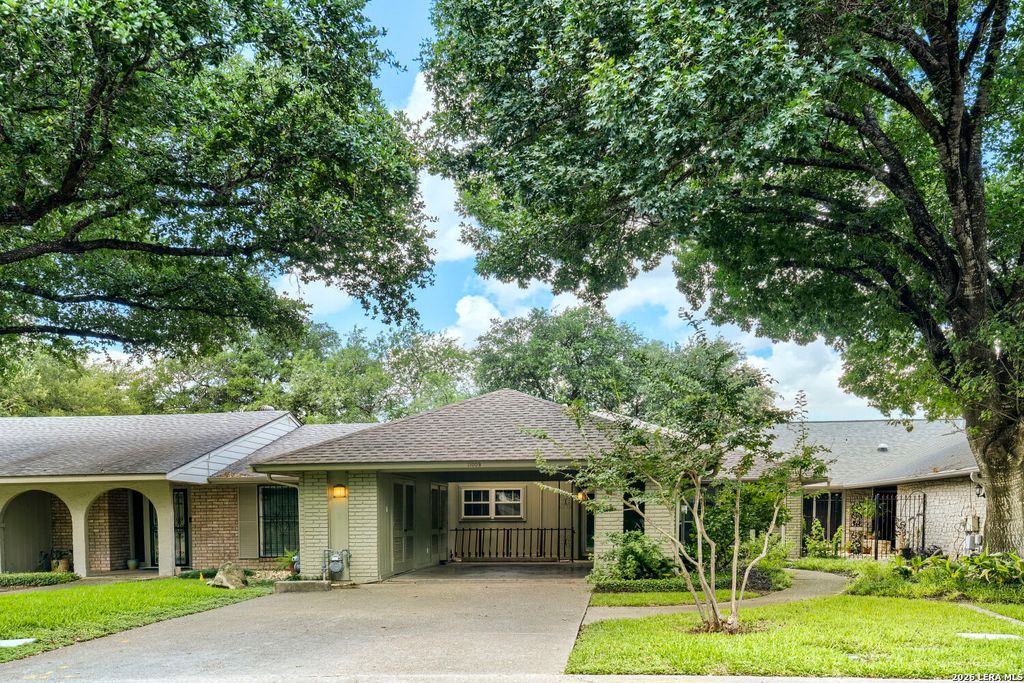 11009 Whisper Valley Street, San Antonio, TX 78230
