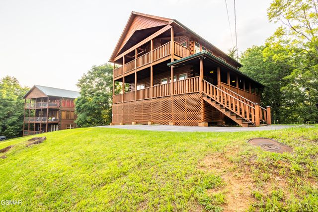 2031 Oakmont Drive, Sevierville, TN 37876