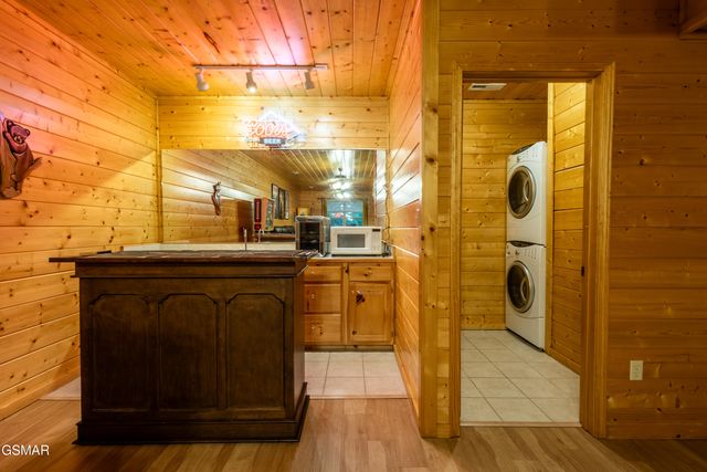 2031 Oakmont Drive, Sevierville, TN 37876