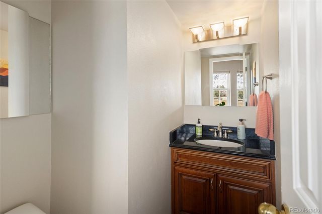 8666 Ainsdale Court, Lone Tree, CO 80124