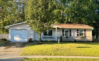 3842 W Fairington Drive, Bloomington, IN 47403