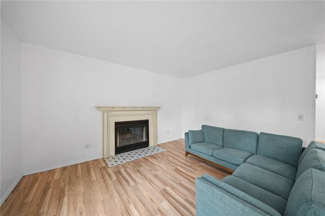 9 Bromwich Lane, Bella Vista, AR 72715