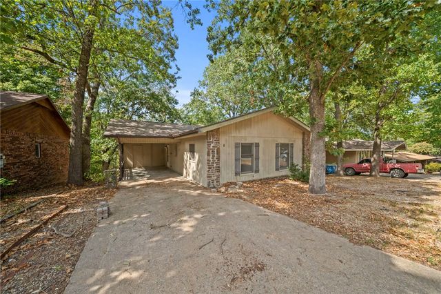 9 Bromwich Lane, Bella Vista, AR 72715