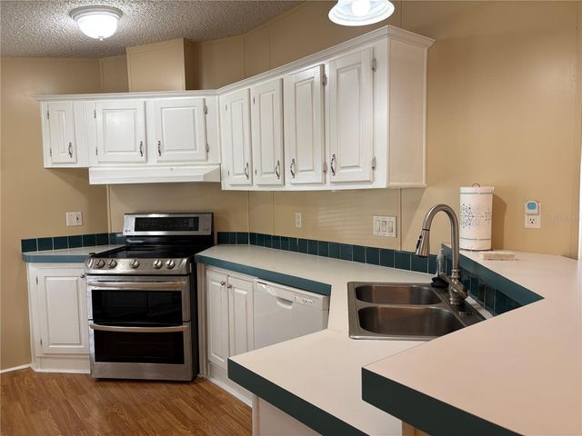 5707 45TH STREET E 281, Bradenton, FL 34203