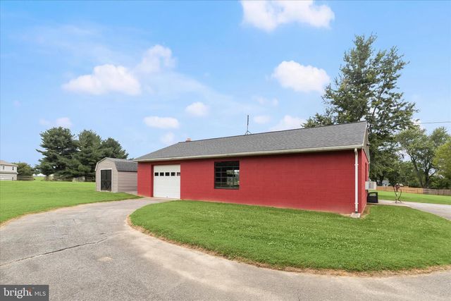 16645 FREDERICK RD, Mount Airy, MD 21771