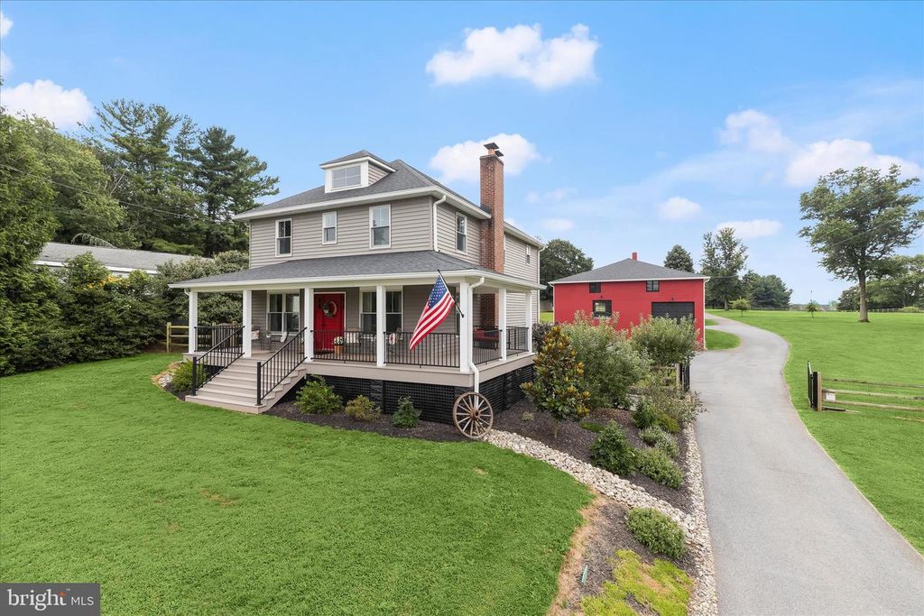 Image 45 of property listing at 16645 FREDERICK RD, Mount Airy, MD 21771