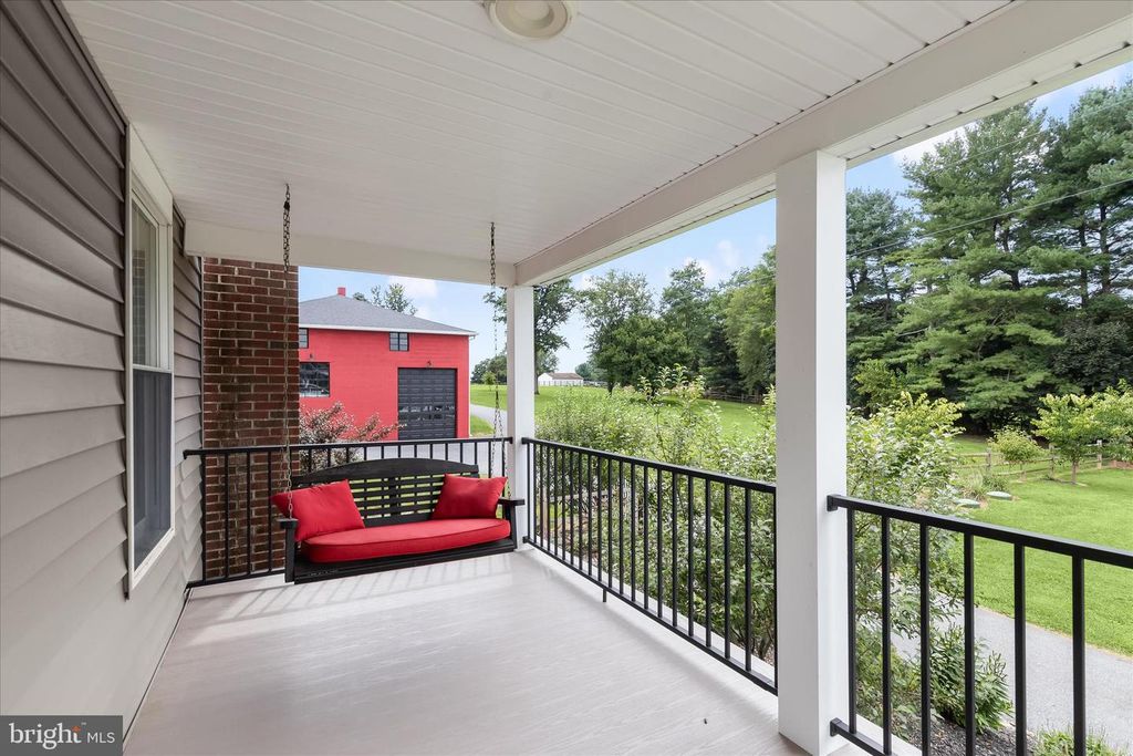 Image 48 of property listing at 16645 FREDERICK RD, Mount Airy, MD 21771