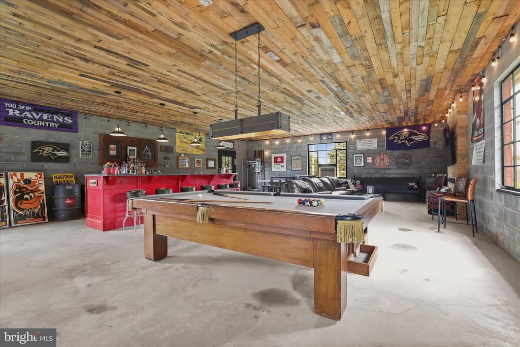 Image 62 of property listing at 16645 FREDERICK RD, Mount Airy, MD 21771