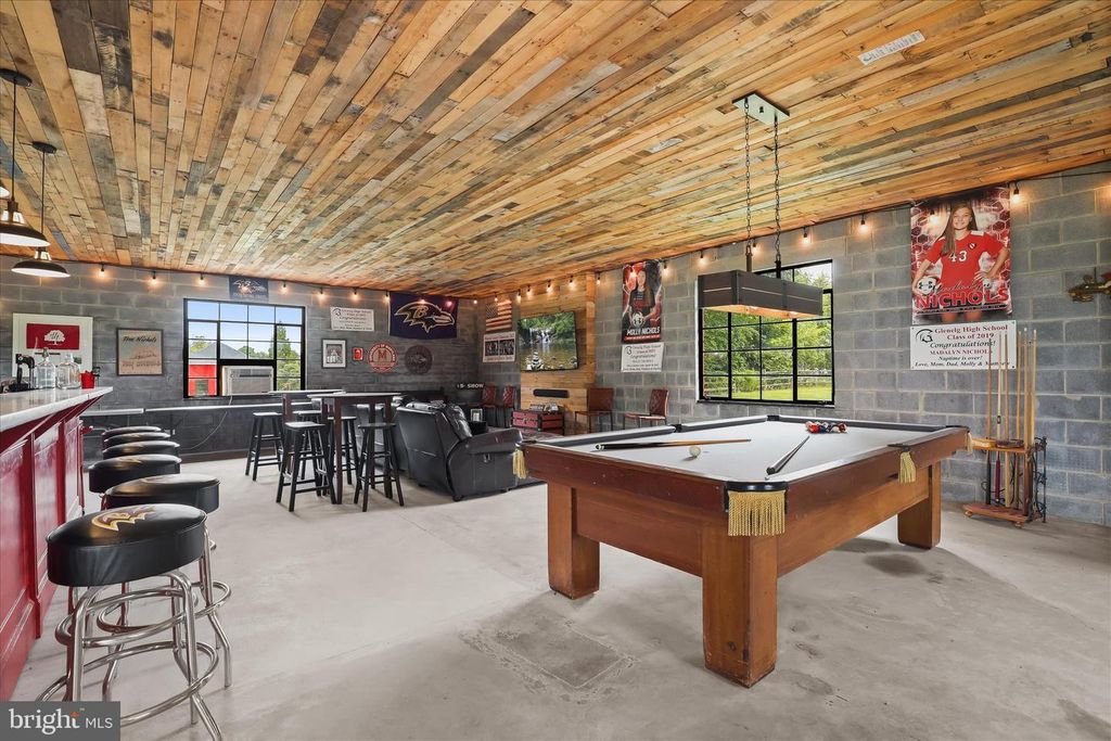 Image 64 of property listing at 16645 FREDERICK RD, Mount Airy, MD 21771