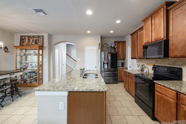 10238 Midsummer Meadow, Converse, TX 78109