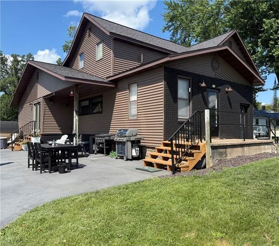 16261 105th Avenue, Chippewa Falls, WI 54729