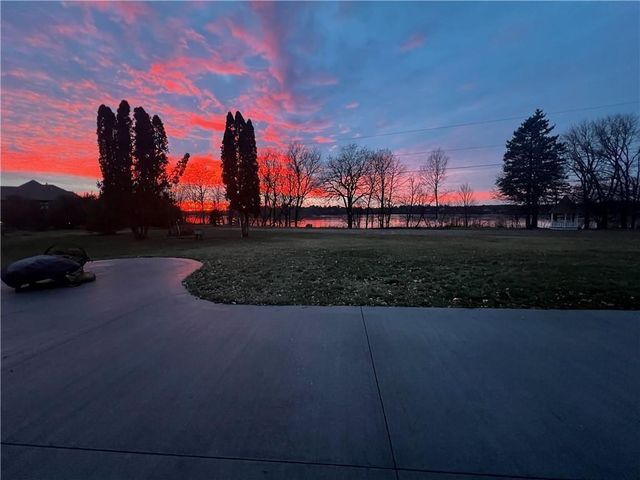 16261 105th Avenue, Chippewa Falls, WI 54729