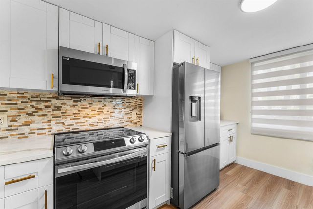 1019 Guildford B, Boca Raton, FL 33434