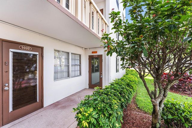 1019 Guildford B, Boca Raton, FL 33434