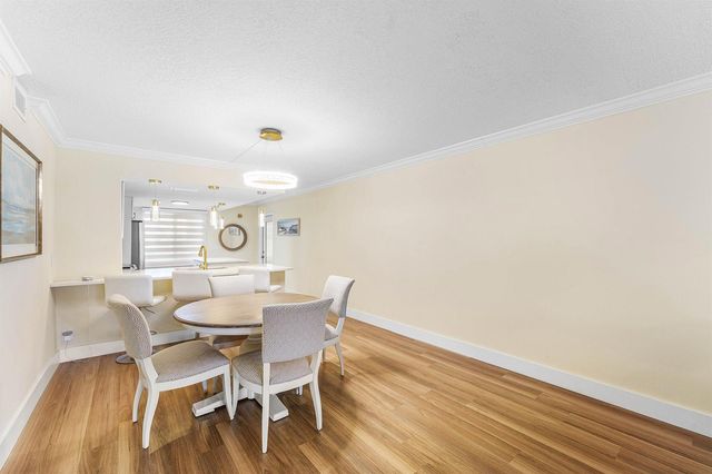 1019 Guildford B, Boca Raton, FL 33434