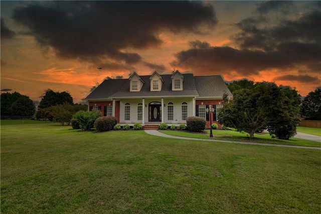 2899 N Sharon Church Road, Loganville, GA 30052
