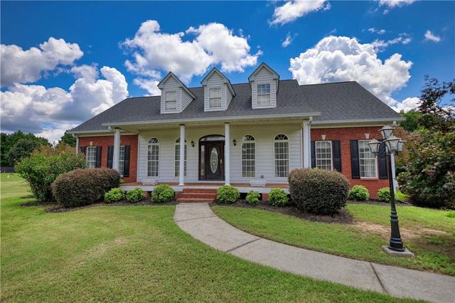 2899 N Sharon Church Road, Loganville, GA 30052