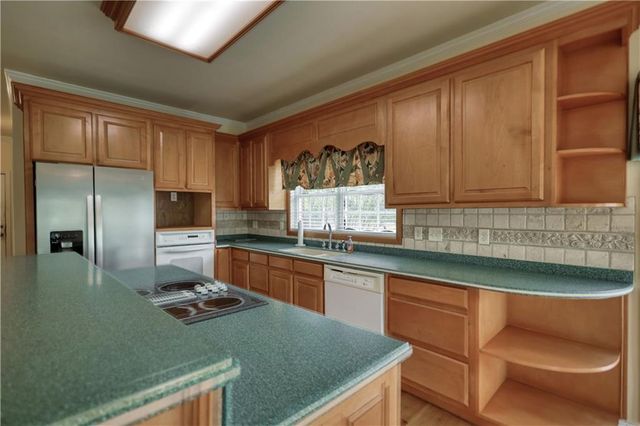 2899 N Sharon Church Road, Loganville, GA 30052
