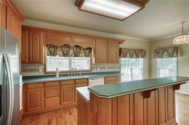 2899 N Sharon Church Road, Loganville, GA 30052