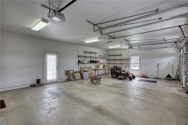 2899 N Sharon Church Road, Loganville, GA 30052