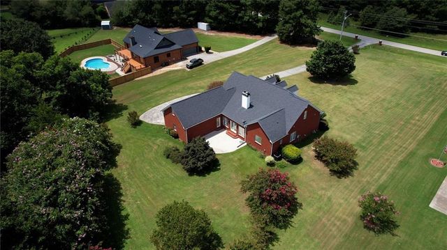 2899 N Sharon Church Road, Loganville, GA 30052