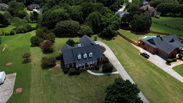 2899 N Sharon Church Road, Loganville, GA 30052