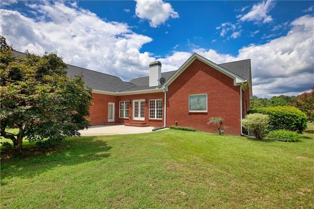 2899 N Sharon Church Road, Loganville, GA 30052