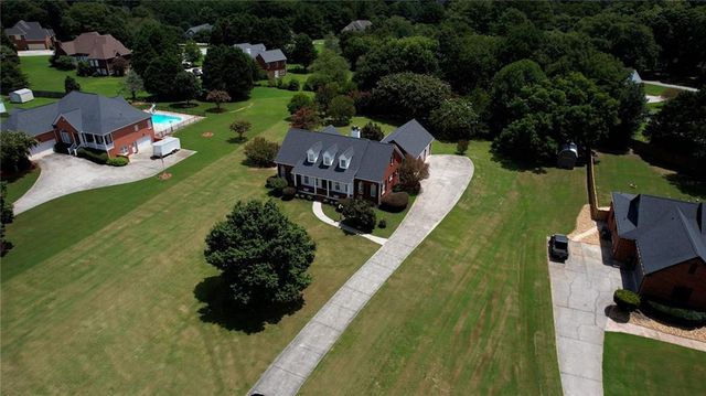 2899 N Sharon Church Road, Loganville, GA 30052