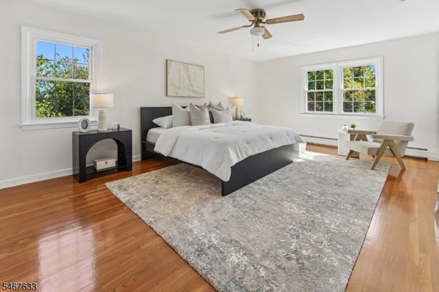 42 Collins Ave, Ramsey Boro, NJ 07446