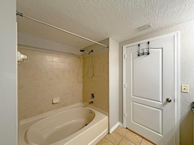 138 SW Peacock Blvd Apt 20-106 St, Port St Lucie, FL 34986