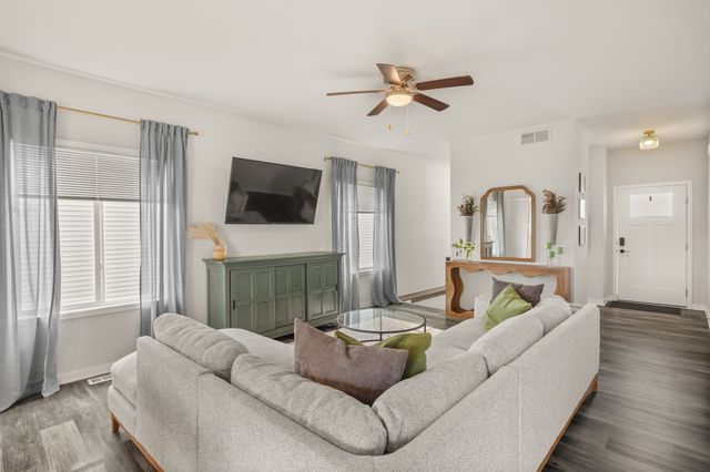 508 1st Street NW, Bondurant, IA 50035