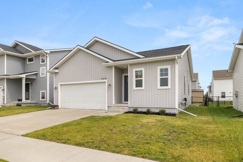 508 1st Street NW, Bondurant, IA 50035