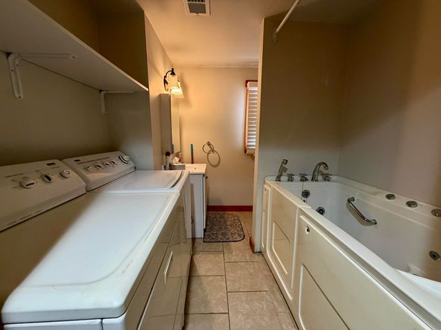 396 & 398 N 20th Street, Springfield City, MI 49037