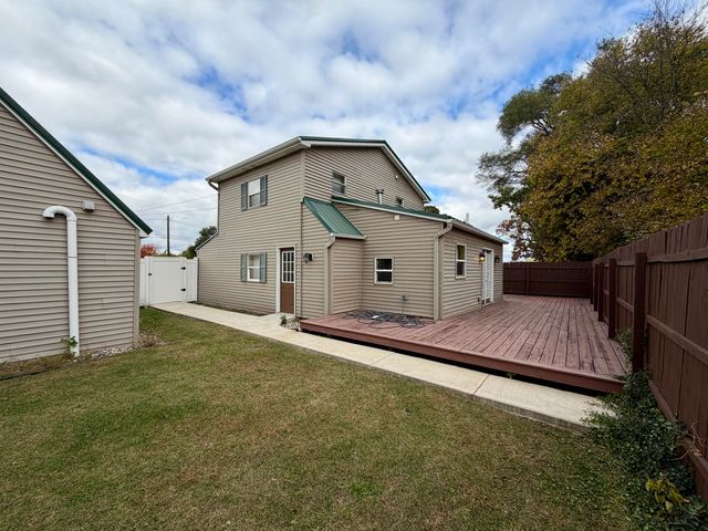 396 & 398 N 20th Street, Springfield City, MI 49037