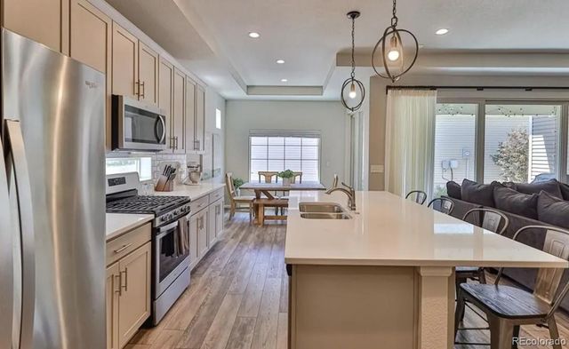 6652 Golden Briar Lane, Colorado Springs, CO 80927