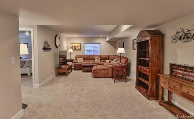 6652 Golden Briar Lane, Colorado Springs, CO 80927