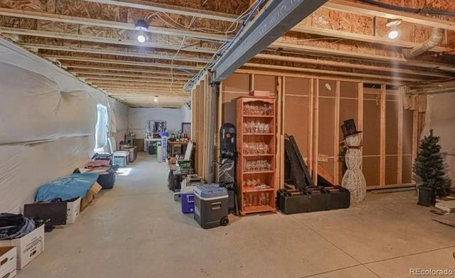 6652 Golden Briar Lane, Colorado Springs, CO 80927